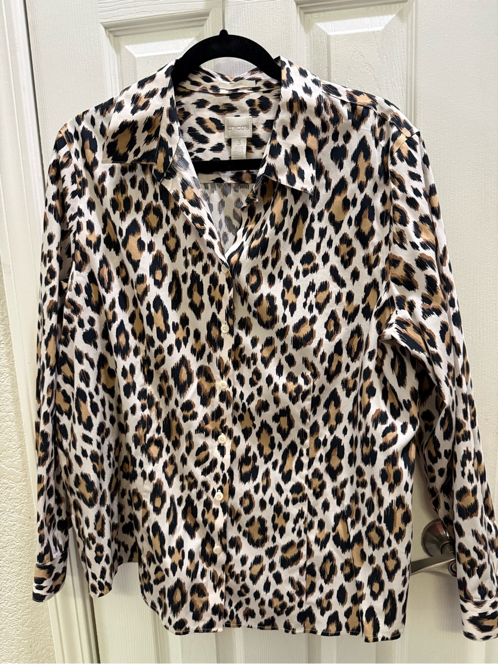 Chico's No Iron Leopard-Print Button Blouse in Cream XL